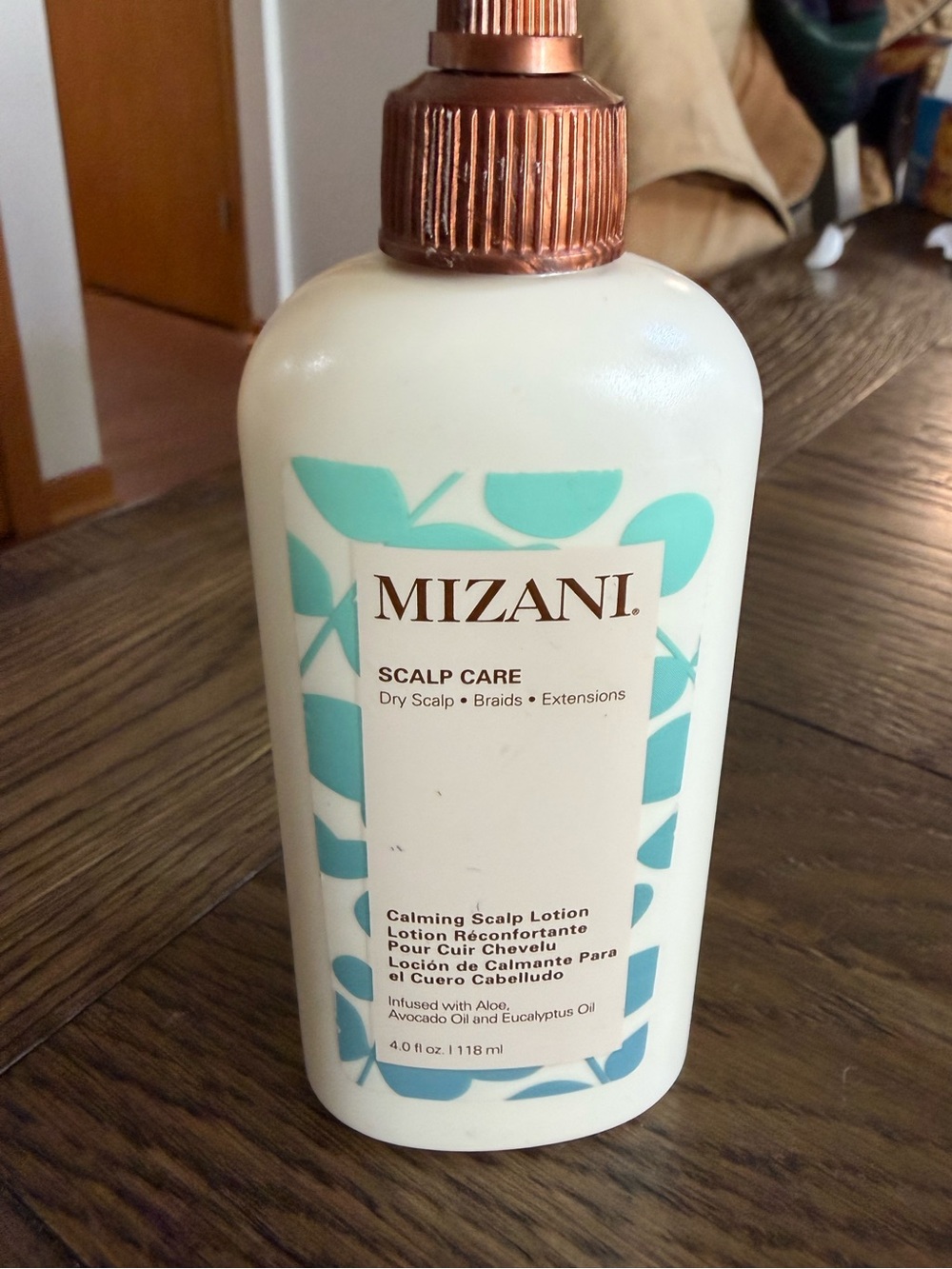 Mizani Calming Scalp Lotion Moisturizer — White with Teal Accents